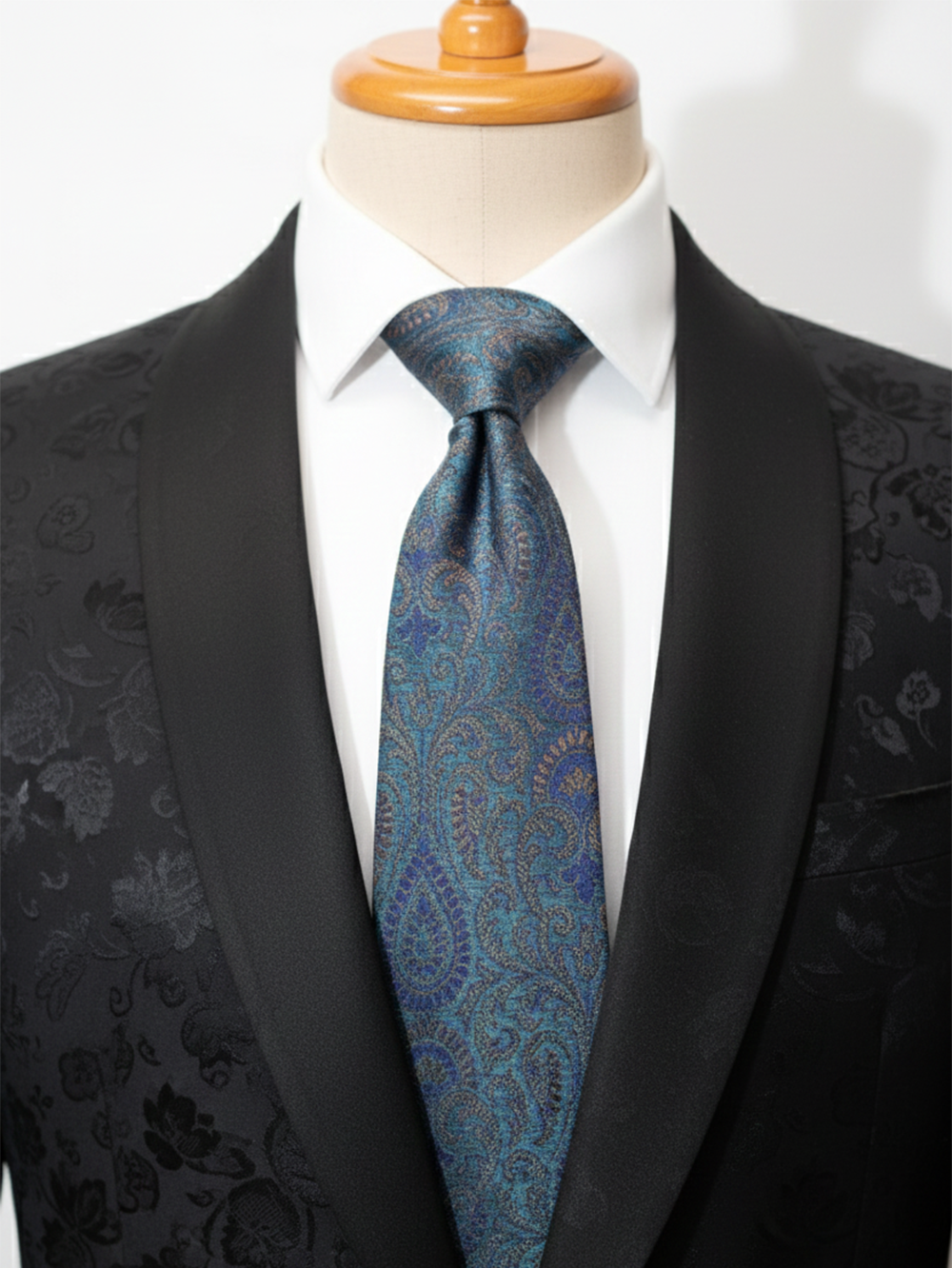 Blue Designer Pattern Art Silk Neck Tie ? Stylish & Modern - Image 2