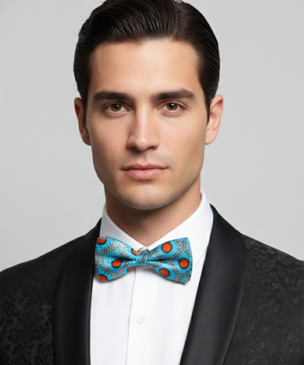 Elegant Blue Silk Tie with Red Circles and Silver Detailing ? Formal Men?s Accessory