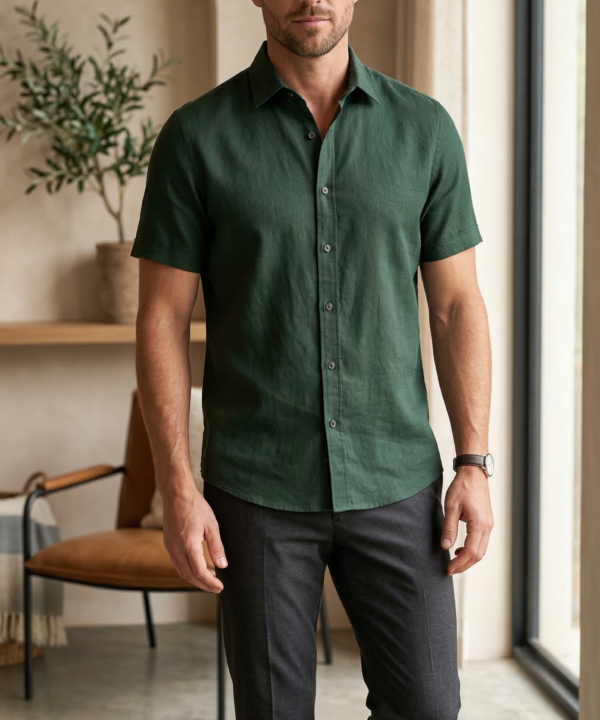 Men’s Casual Short-Sleeve Linen Shirt in Hunter Green